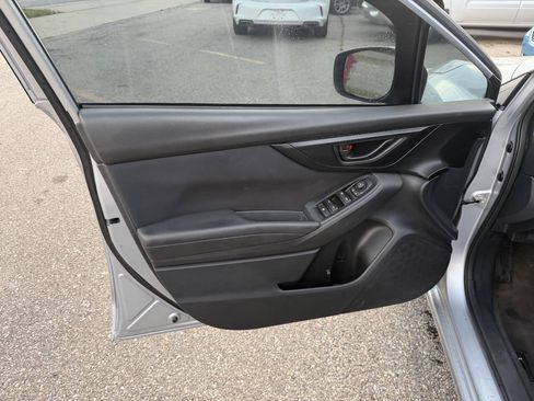 Used 2019 Subaru Impreza 2.0i w/ Eyesight AWD/4WD image 10
