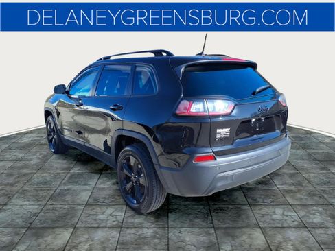 Used 2020 Jeep Cherokee Latitude Plus image 5