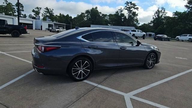 Used 2022 Lexus ES 350 w/ Premium Package FWD image 8
