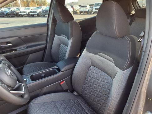 New 2026 Nissan Kicks SV image 12