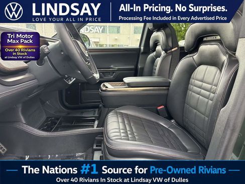 Used 2025 Rivian R1S Premium AWD/4WD image 11