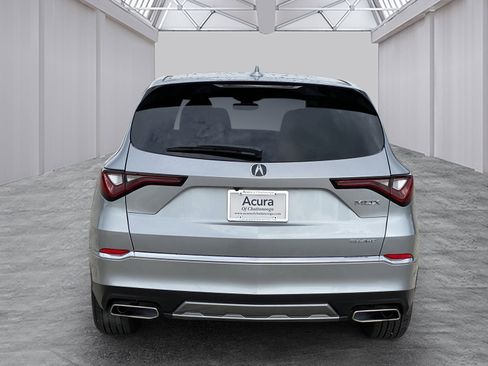 Used 2025 Acura MDX SH-AWD image 6