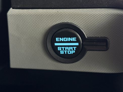 Used 2023 Ford Bronco Badlands image 25