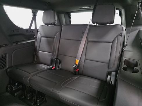 Used 2024 GMC Yukon XL Denali AWD/4WD image 37