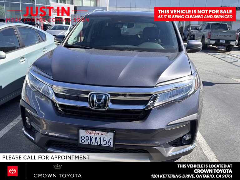 Used 2020 Honda Pilot Touring image 2