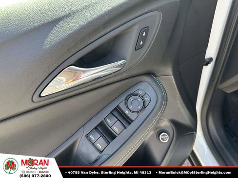 Certified 2024 Buick Encore GX Preferred AWD/4WD image 17