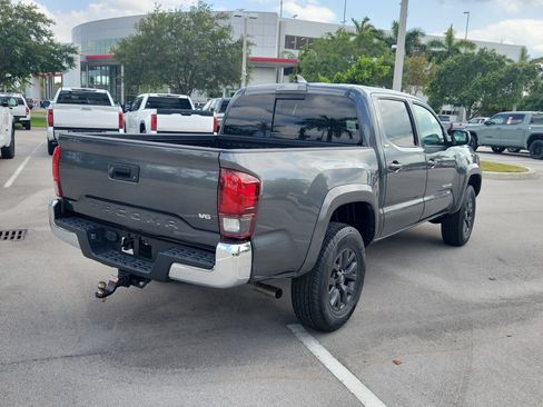 Used 2023 Toyota Tacoma SR5 RWD image 7