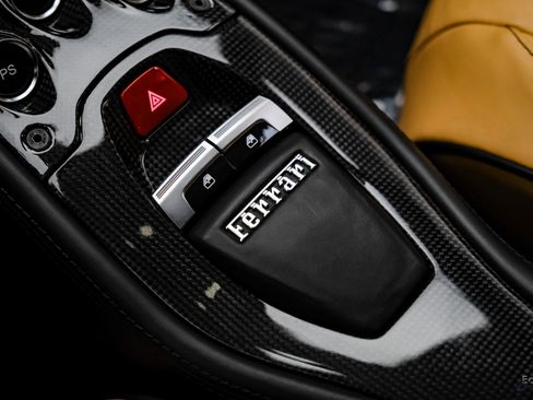 Used 2012 Ferrari 458 Italia Coupe image 61