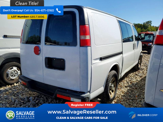 Used 2014 Chevrolet Express 1500 RWD image 4