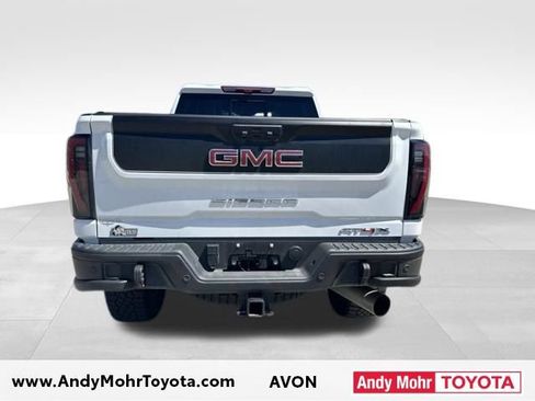 Used 2025 GMC Sierra 2500 AT4X w/ AT4X AEV Edition AWD/4WD image 7
