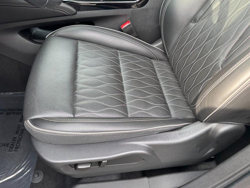 Used 2023 Buick Envision Avenir FWD image 15