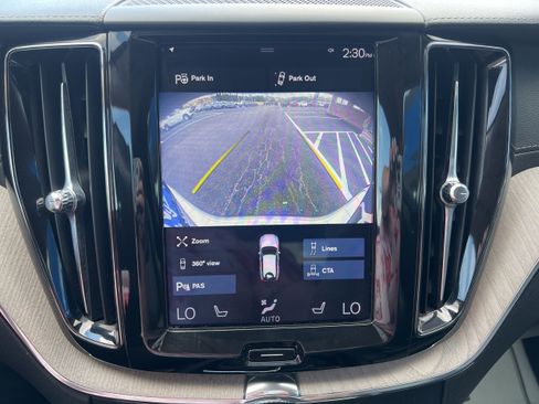 Used 2019 Volvo XC60 T5 Inscription w/ Protection Package Premier AWD/4WD image 14