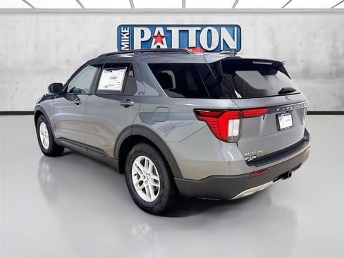 New 2026 Ford Explorer Active w/ Active Comfort Package RWD image 5