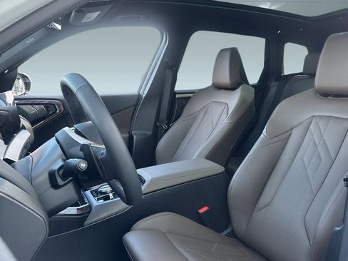 Used 2025 BMW X3 xDrive30i w/ Convenience Package image 22