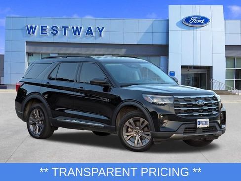 Used 2025 Ford Explorer Active w/ Active Comfort Package AWD/4WD image 1
