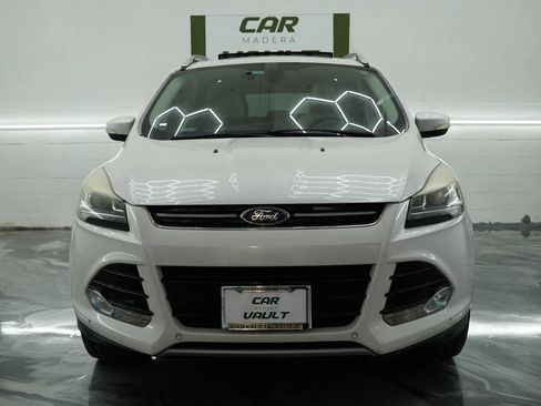 Used 2015 Ford Escape Titanium w/ Equipment Group 301A FWD image 2