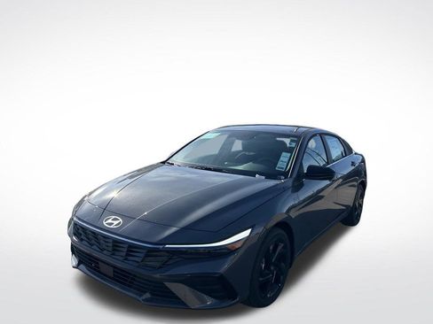 New 2026 Hyundai Elantra SEL Sport Premium image 1