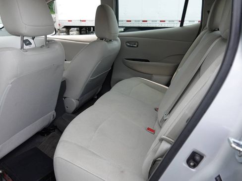 Used 2011 Nissan Leaf SL FWD image 37