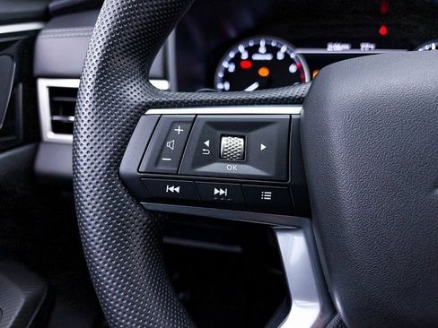 New 2025 Mitsubishi Outlander ES image 22