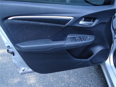 Used 2015 Honda Fit EX image 10