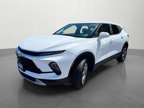 Used 2023 Chevrolet Blazer LT AWD/4WD image 6