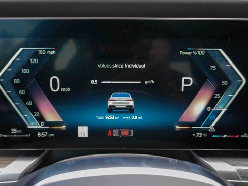 Certified 2024 BMW 740i image 21