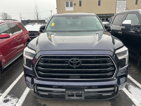 Used 2024 Toyota Sequoia Limited image 1