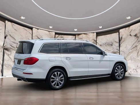 Used 2014 Mercedes-Benz GL 450 4MATIC image 11