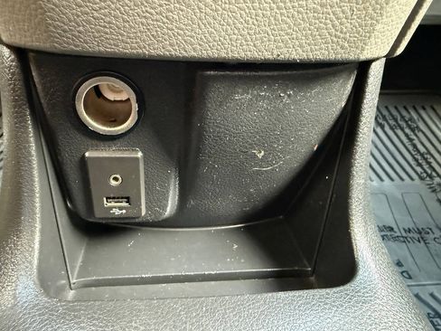 Used 2019 Nissan NV200 SV w/ Navigation Package FWD image 37
