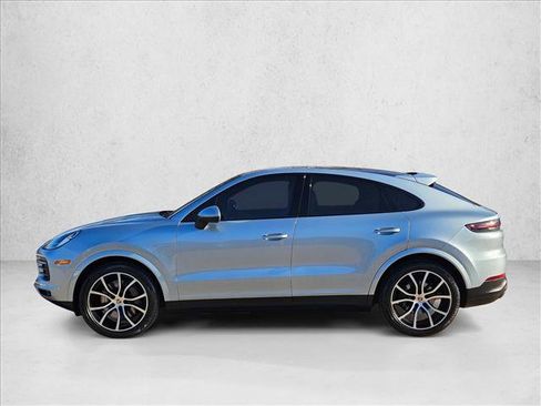 Used 2021 Porsche Cayenne S image 9