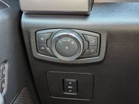 Used 2015 Ford F150 XLT w/ Equipment Group 301A Mid AWD/4WD image 26