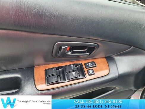 Used 2000 Lexus ES 330 FWD image 10