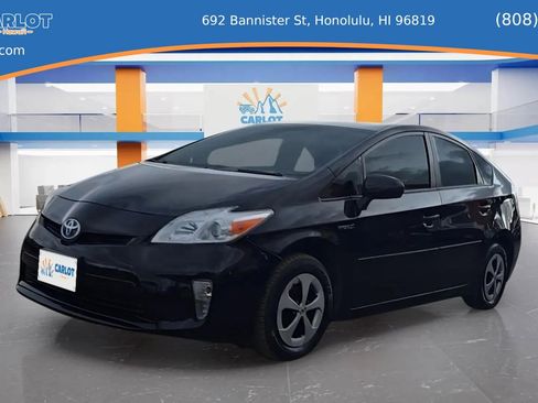 Used 2015 Toyota Prius Three FWD image 10