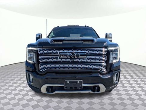 Used 2022 GMC Sierra 3500 Denali w/ Denali Ultimate Package AWD/4WD image 8