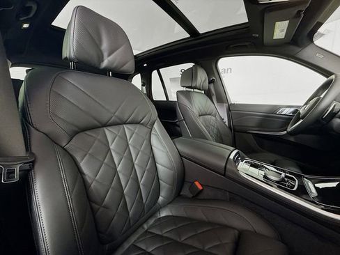 New 2026 BMW X5 xDrive40i w/ M Sport Package image 30