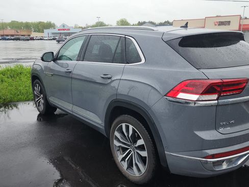 Used 2020 Volkswagen Atlas Cross Sport SEL Premium R-Line AWD/4WD image 3