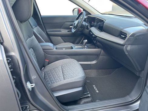 New 2026 Nissan Kicks SV AWD/4WD image 23