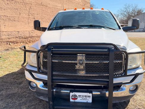 Used 2007 Dodge Ram 3500 Truck SLT image 4