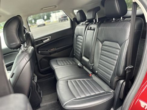 Used 2015 Ford Edge SEL w/ Equipment Group 201A AWD/4WD image 11