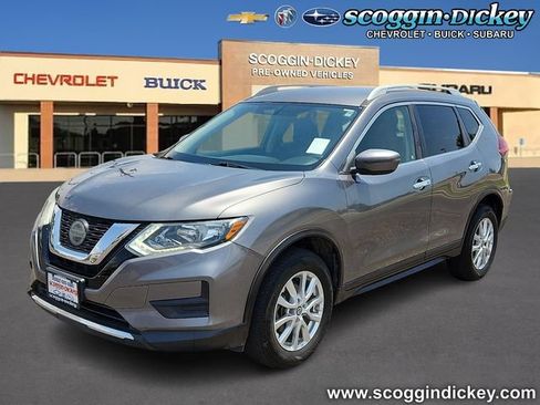 Used 2018 Nissan Rogue SV AWD/4WD image 1