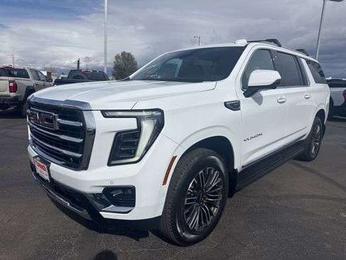 New 2026 GMC Yukon XL Elevation w/ LPO, Get Active Package image 3