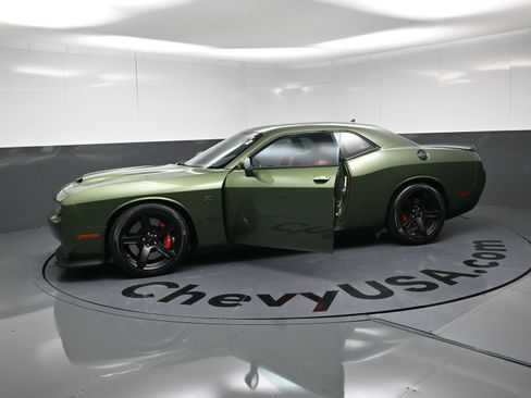 Used 2022 Dodge Challenger SRT Hellcat Redeye RWD image 21