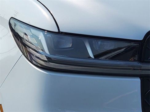 New 2025 Lincoln Navigator Reserve w/ Jet Appearance Package image 16