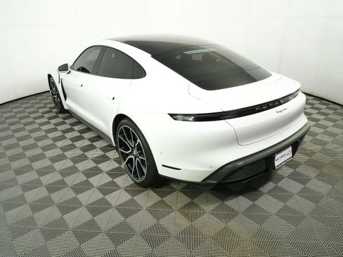 Used 2023 Porsche Taycan RWD image 3