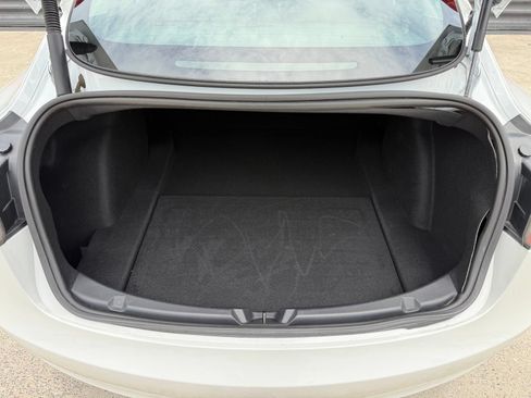 Used 2023 Tesla Model 3 Standard Range RWD image 18