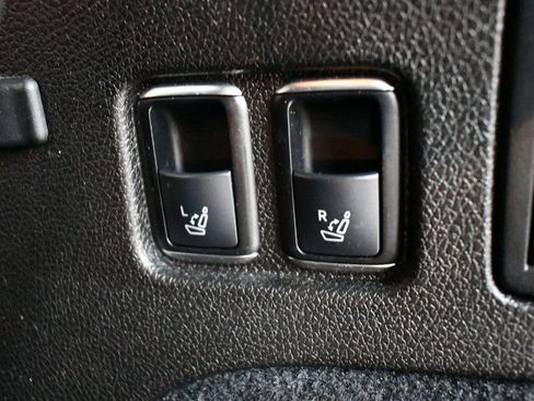 Used 2014 Mercedes-Benz GL 450 4MATIC image 41