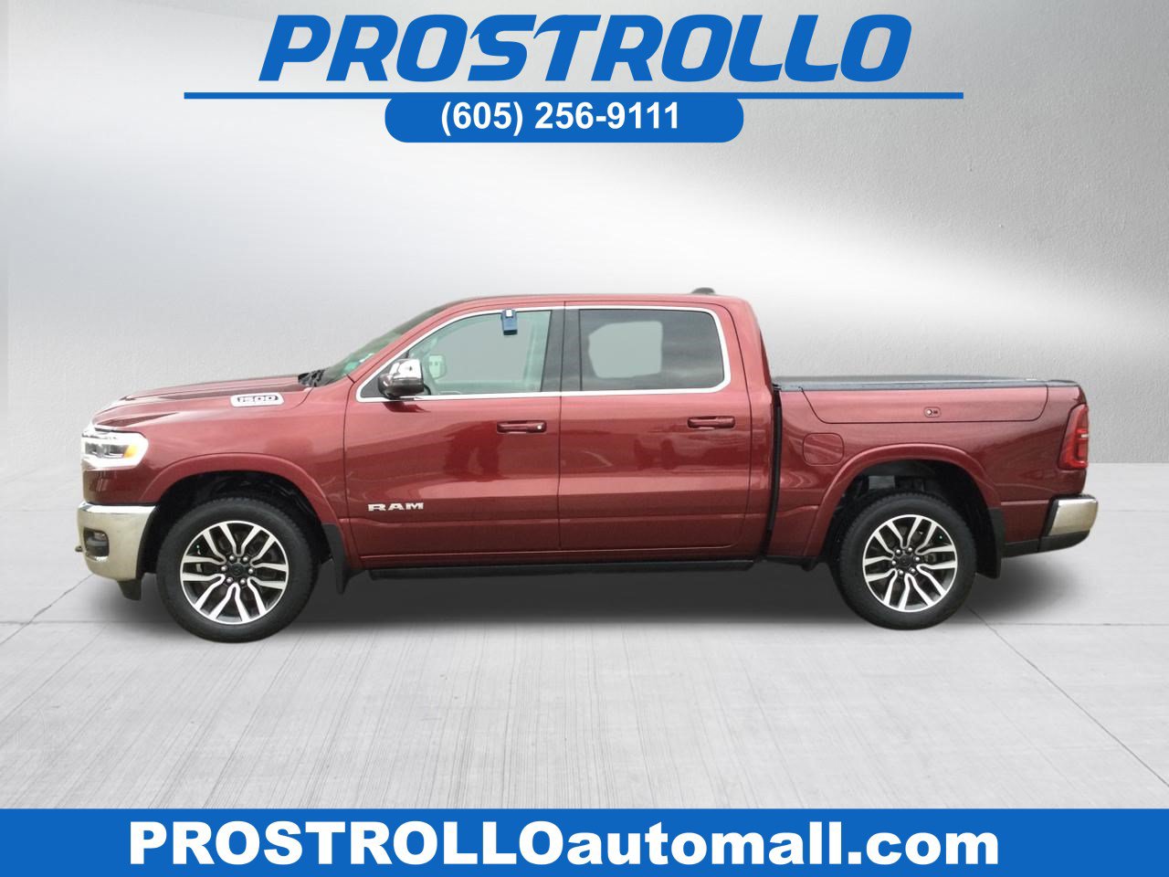 Used 2025 RAM 1500 Limited AWD/4WD image 1
