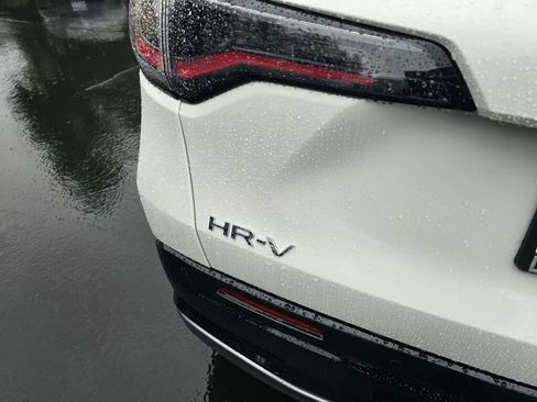 Certified 2026 Honda HR-V EX-L image 8