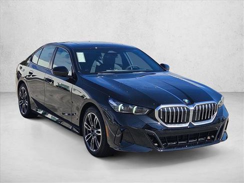 New 2026 BMW 530i w/ M Sport Package image 3
