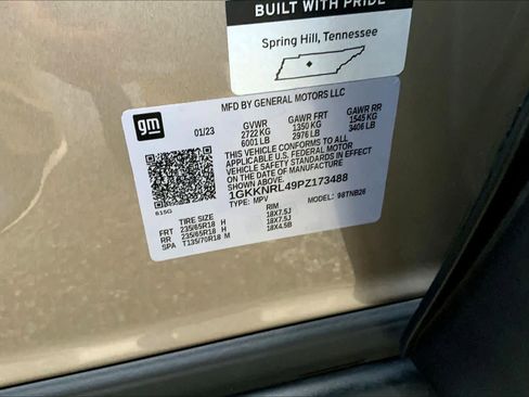 Certified 2023 GMC Acadia SLE w/ Driver Convenience Package image 31